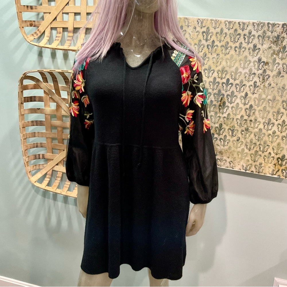 Simply Couture Elegant Black Dress
